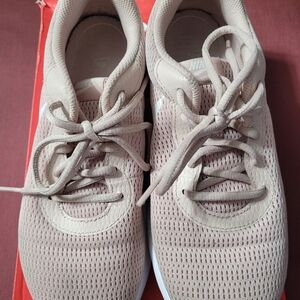 Womens Nike Sneakers